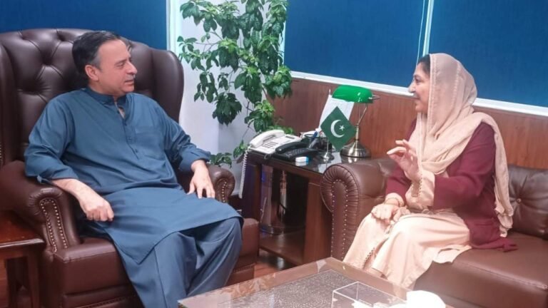 Junaid Anwar calls for integrating ocean awareness into national education