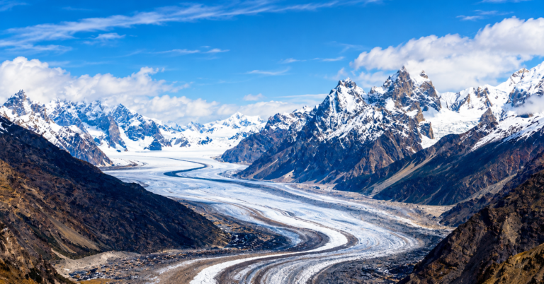 Musadik Malik calls for global cooperation on mountain research